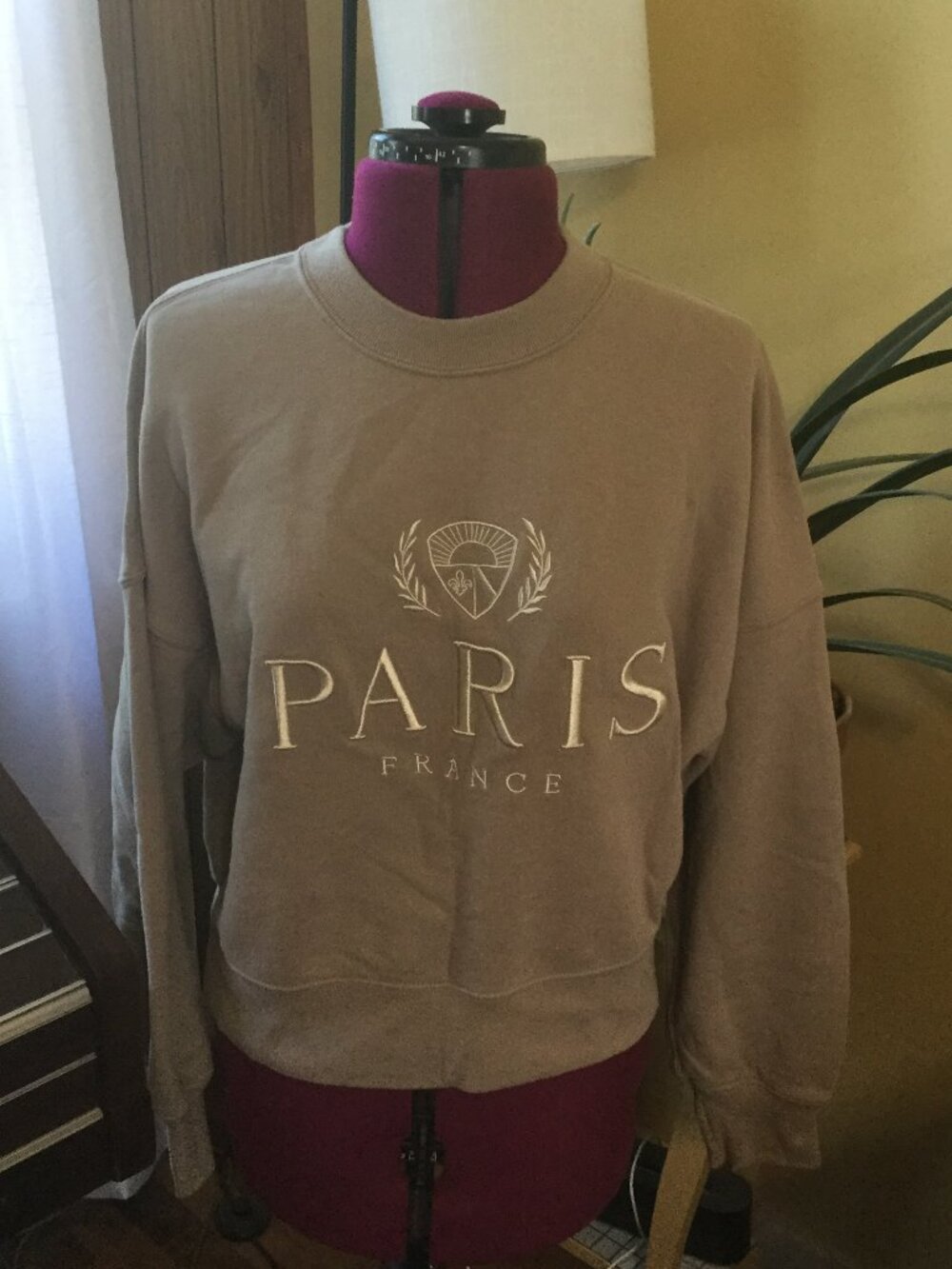 Abercrombie & Fitch Soft as F super soft cropped crewneck tan size Medium